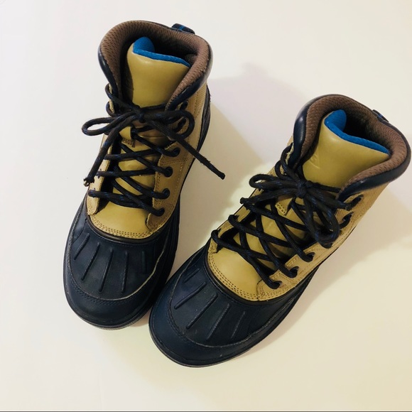 acg nike duck boots